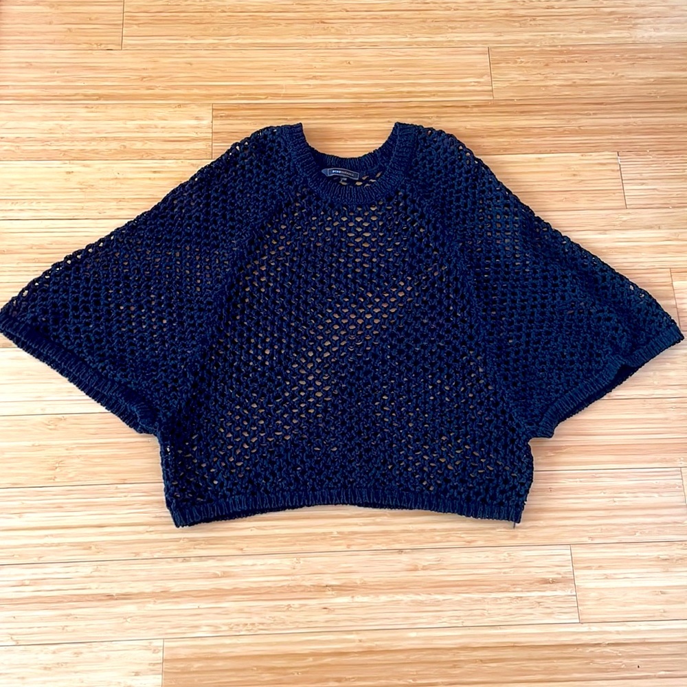 Max Azria crochet sweater in black XS